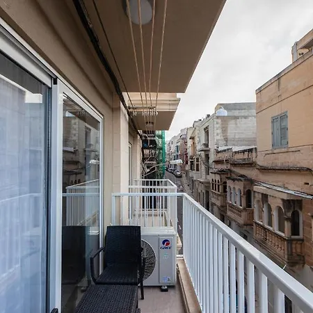 Apartment King Sized Bed, Large Living Apt4 Spinola & Wifi By 360 Estates Ta' Cikkun
