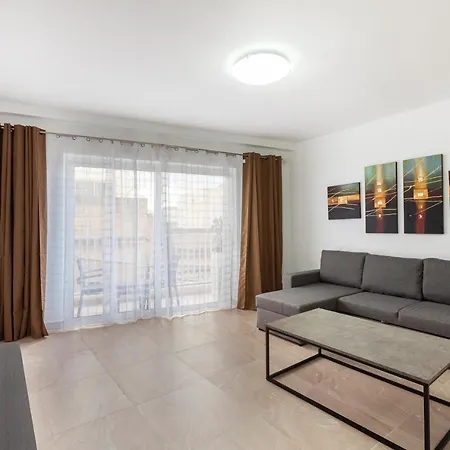 King Sized Bed, Large Living Apt4 Spinola & Wifi By 360 Estates Apartment *
