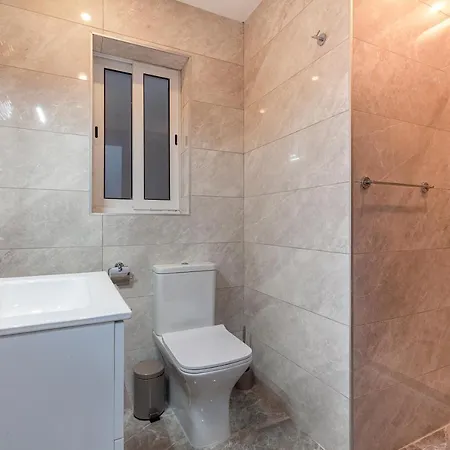 King Sized Bed, Large Living Apt4 Spinola & Wifi By 360 Estates *