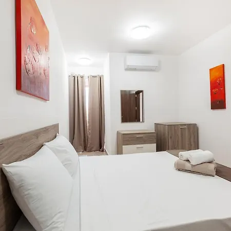 King Sized Bed, Large Living Apt4 Spinola & Wifi By 360 Estates *